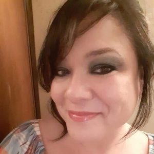 Meet your Posher, Nanette